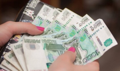 Около 62% опрошенных челябинцев пожаловались на нехватку денег