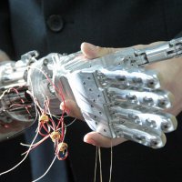 Дубровский пообещал посодействовать региональному робототехническому кластеру